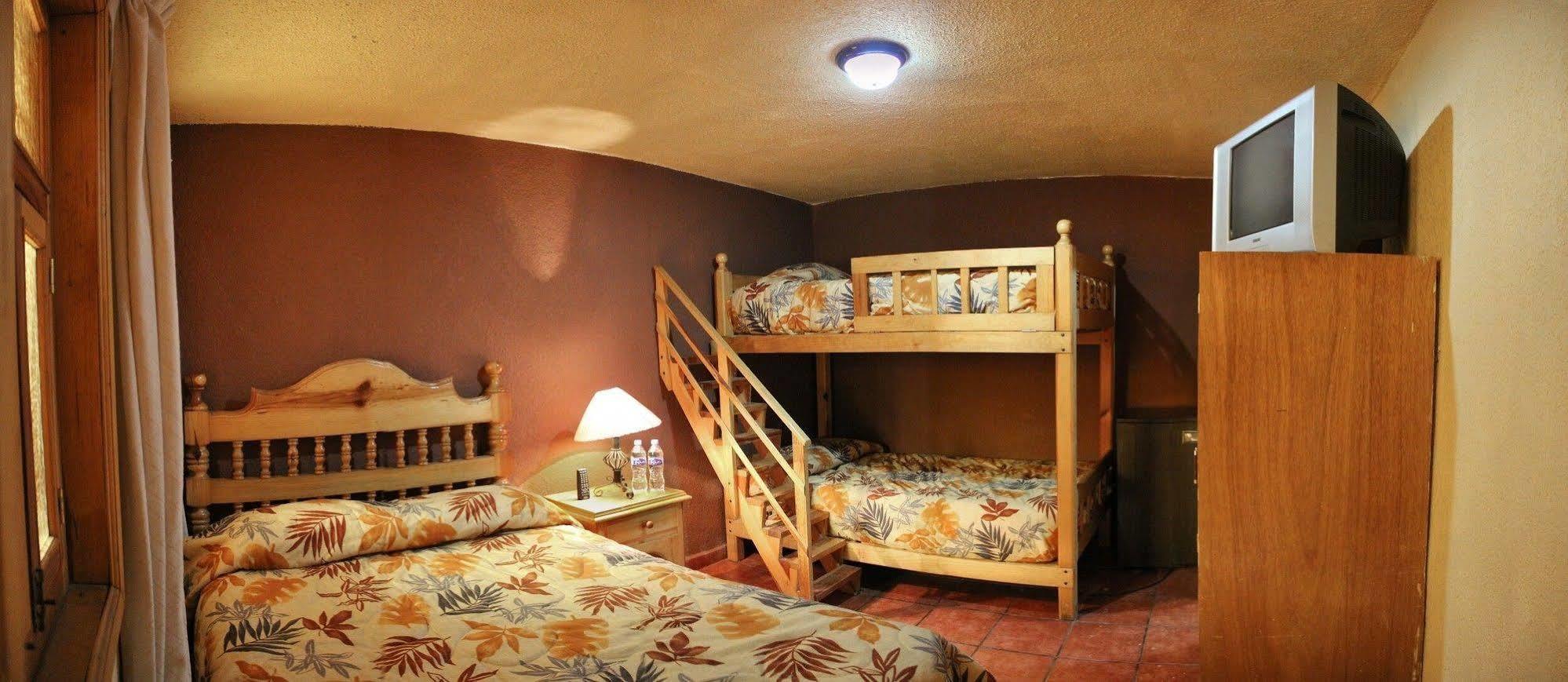 Hotel Plaza Mazamitla Εξωτερικό φωτογραφία